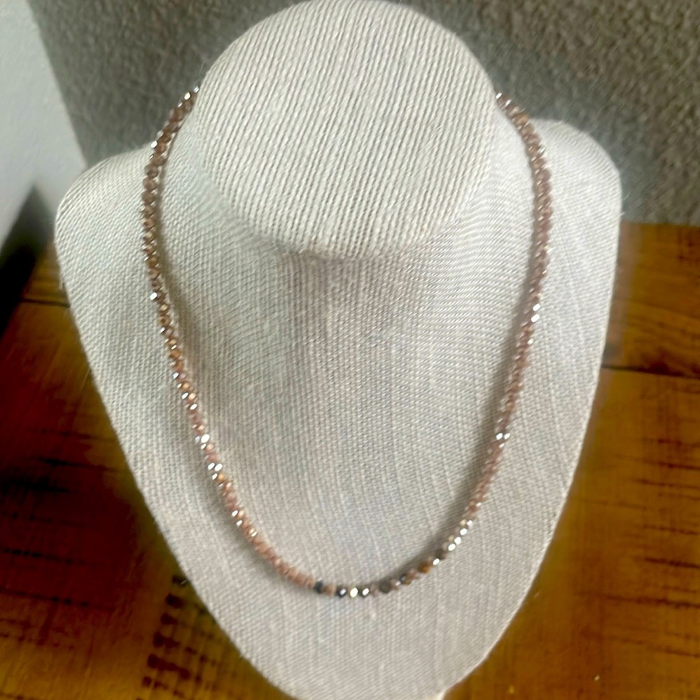 Tigers eye & tanned colored crystal necklace in size 17”